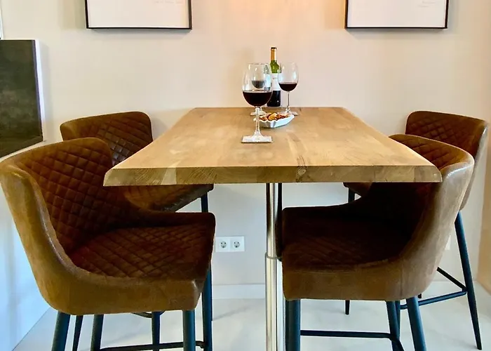 Evasion Et Detente A La Nogalera *